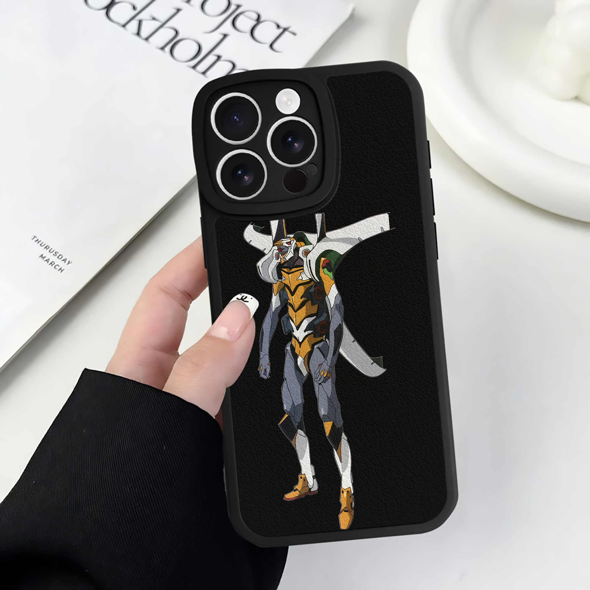 （画像用） EVA 新世紀エヴァンゲリオン 【iPhone 16シリーズ対応】シリコンスマホケース（レザー調） 材質：シリコン